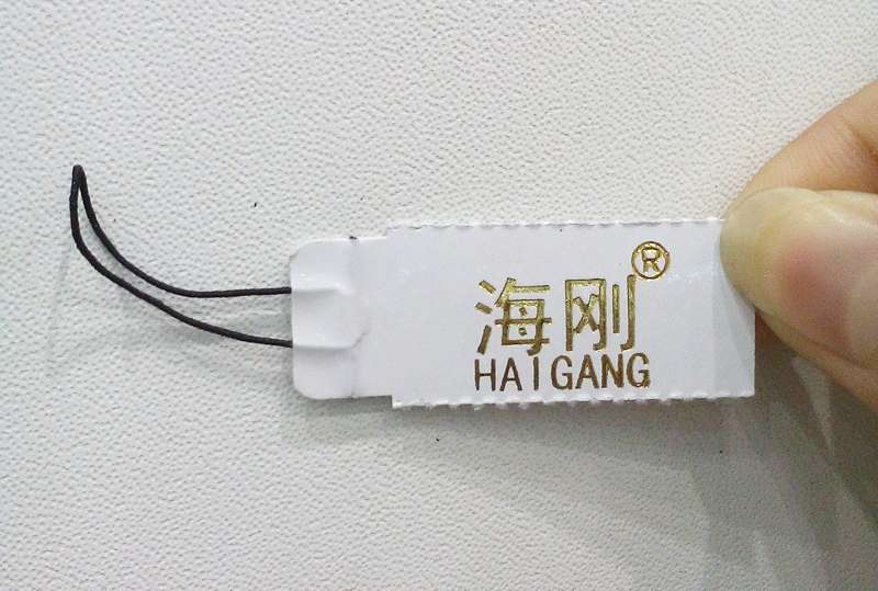 ˺